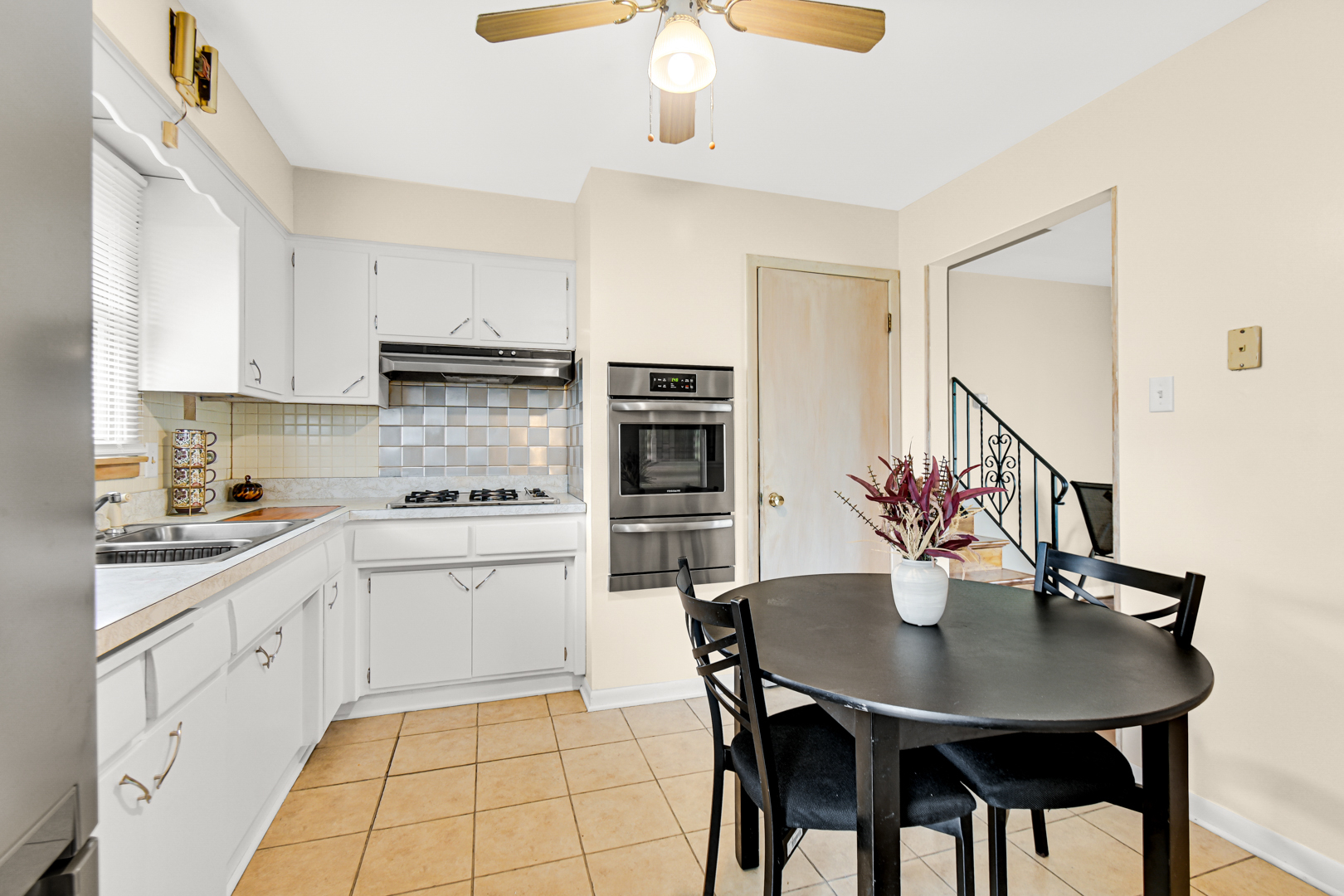 1219 D'amico Drive Property Photo 4
