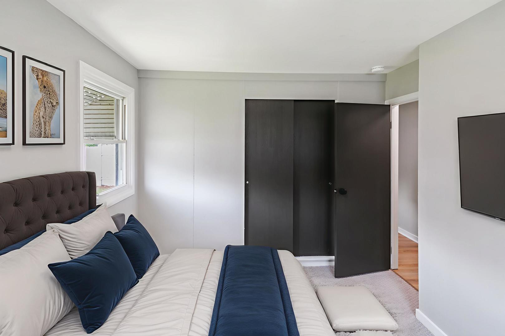 15332 Dante Avenue Property Photo 9