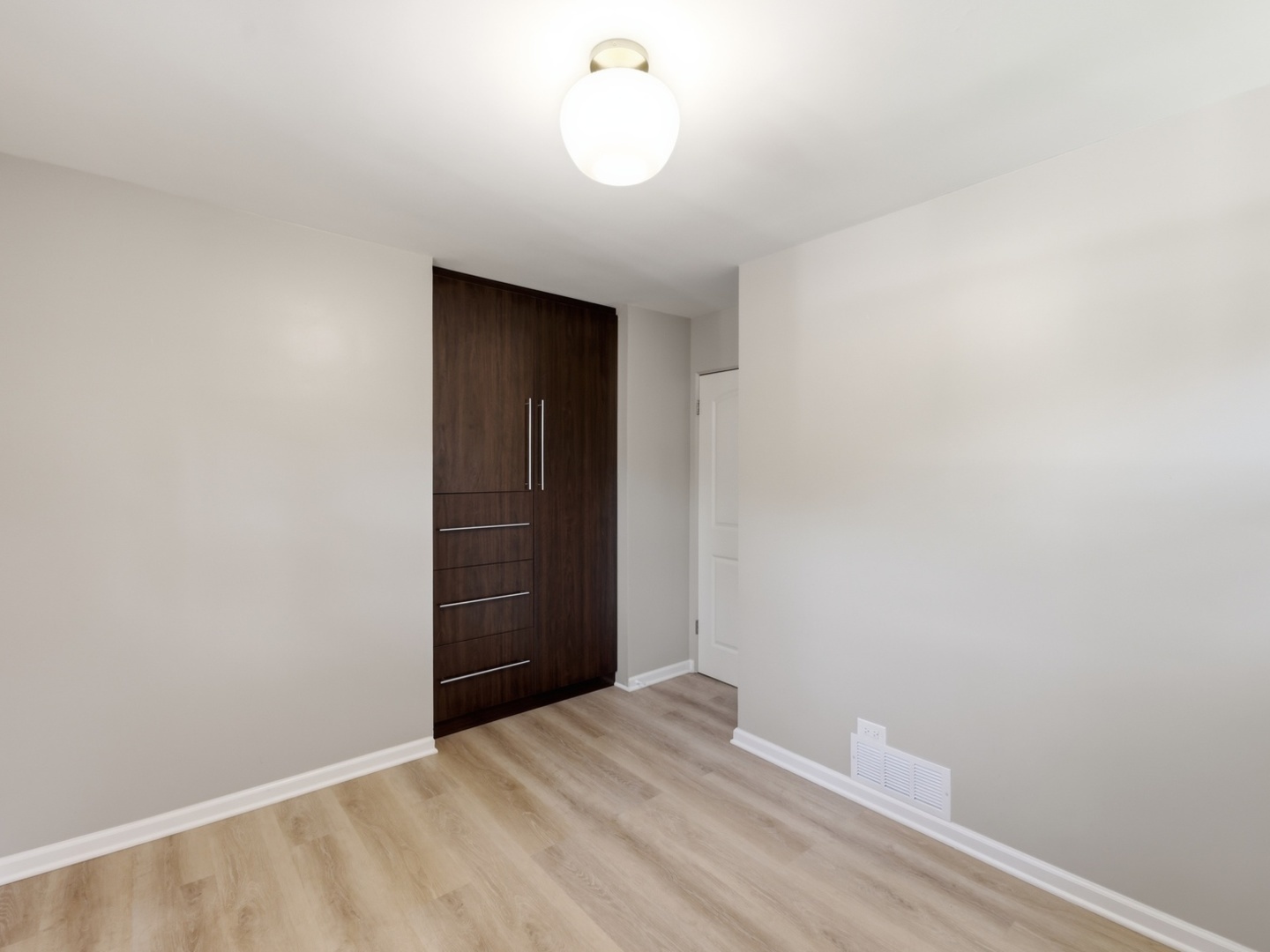 5905 Lee Avenue Property Photo 14