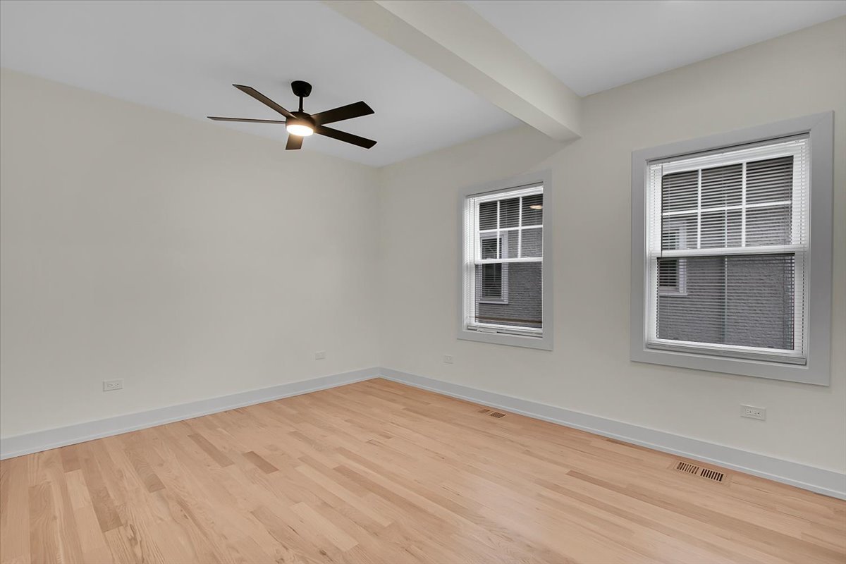 4036 W Warwick Avenue Property Photo 24