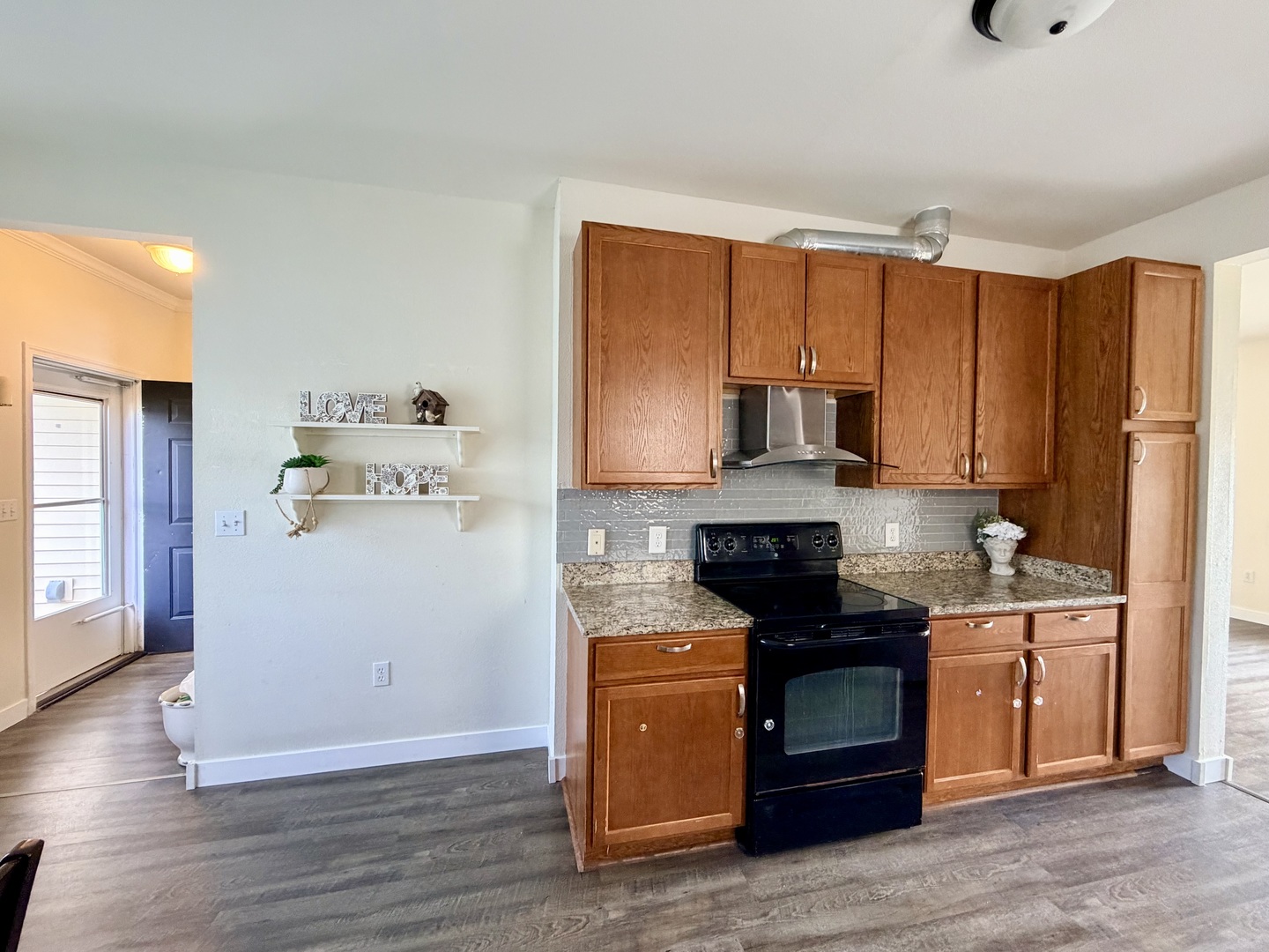 609 Lauterbur Lane Property Photo 10