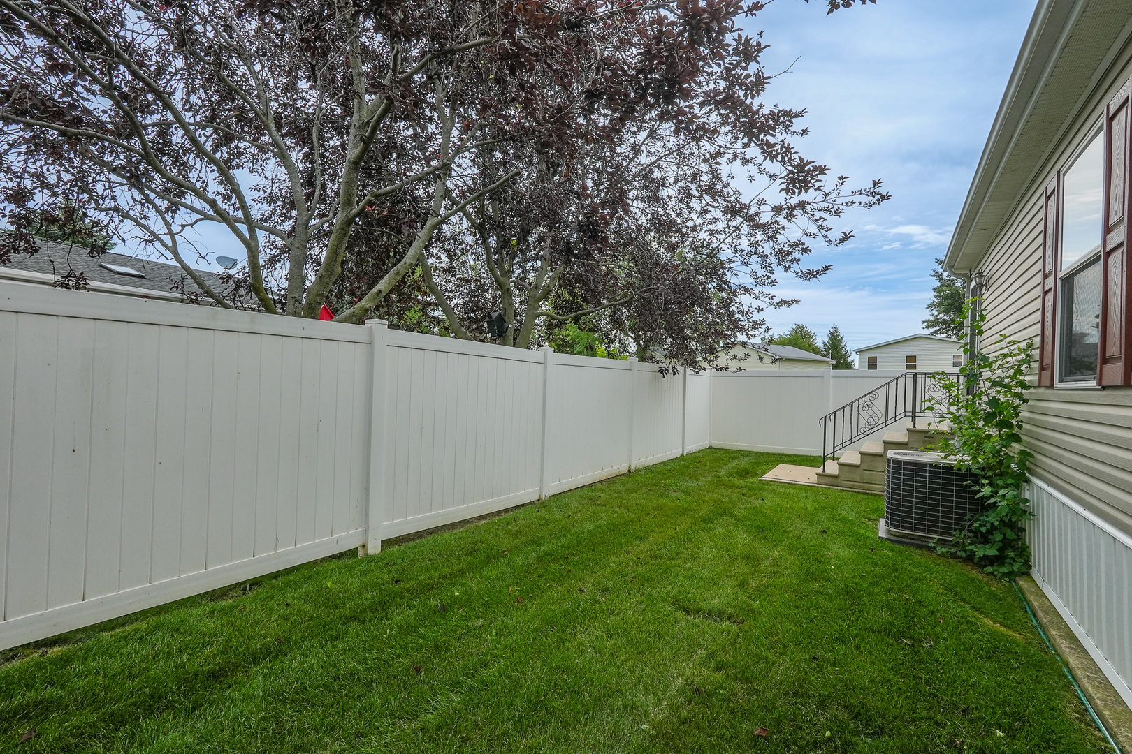 1078 Aspen Drive Property Photo 3