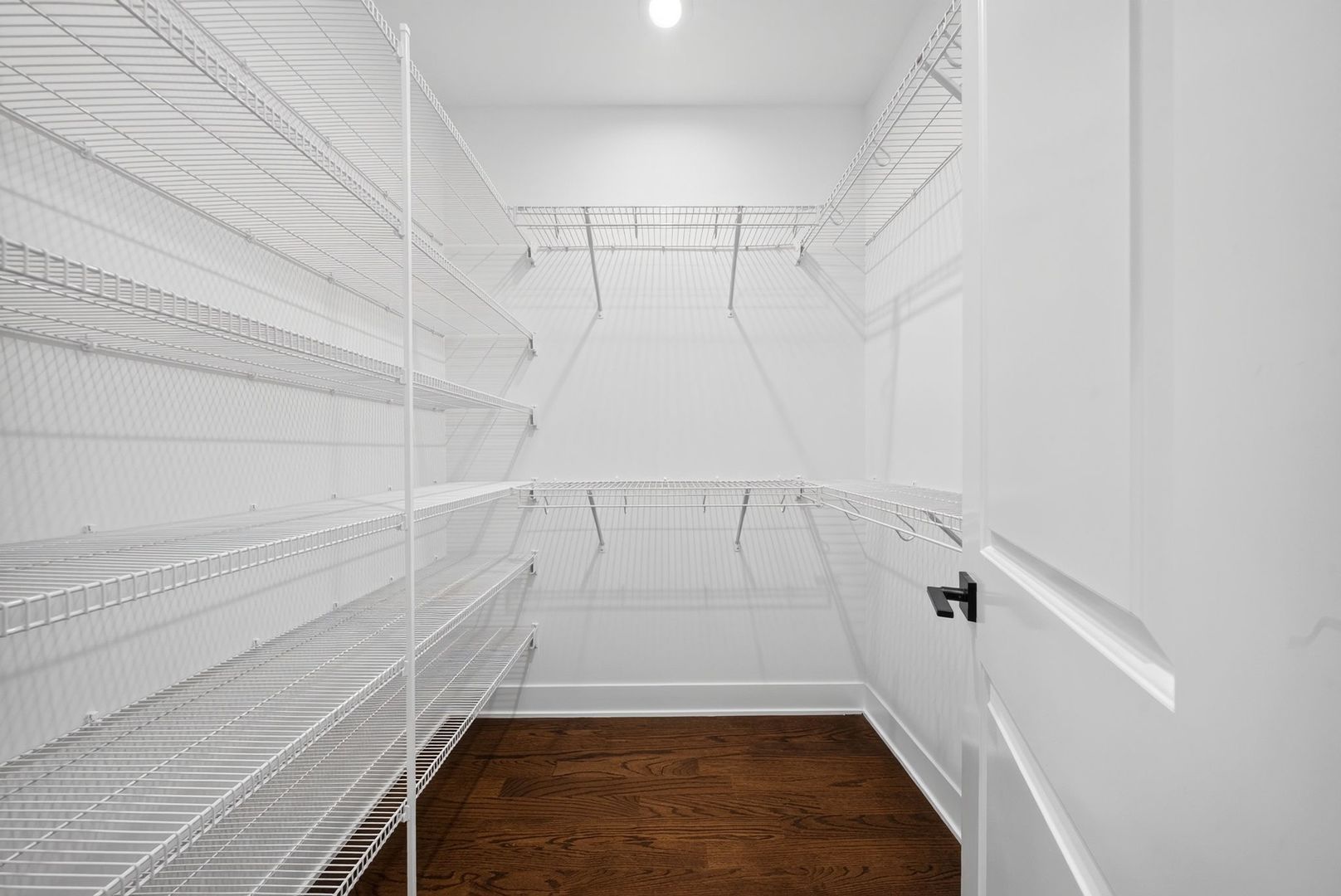 2121 Westover Road Property Photo 28