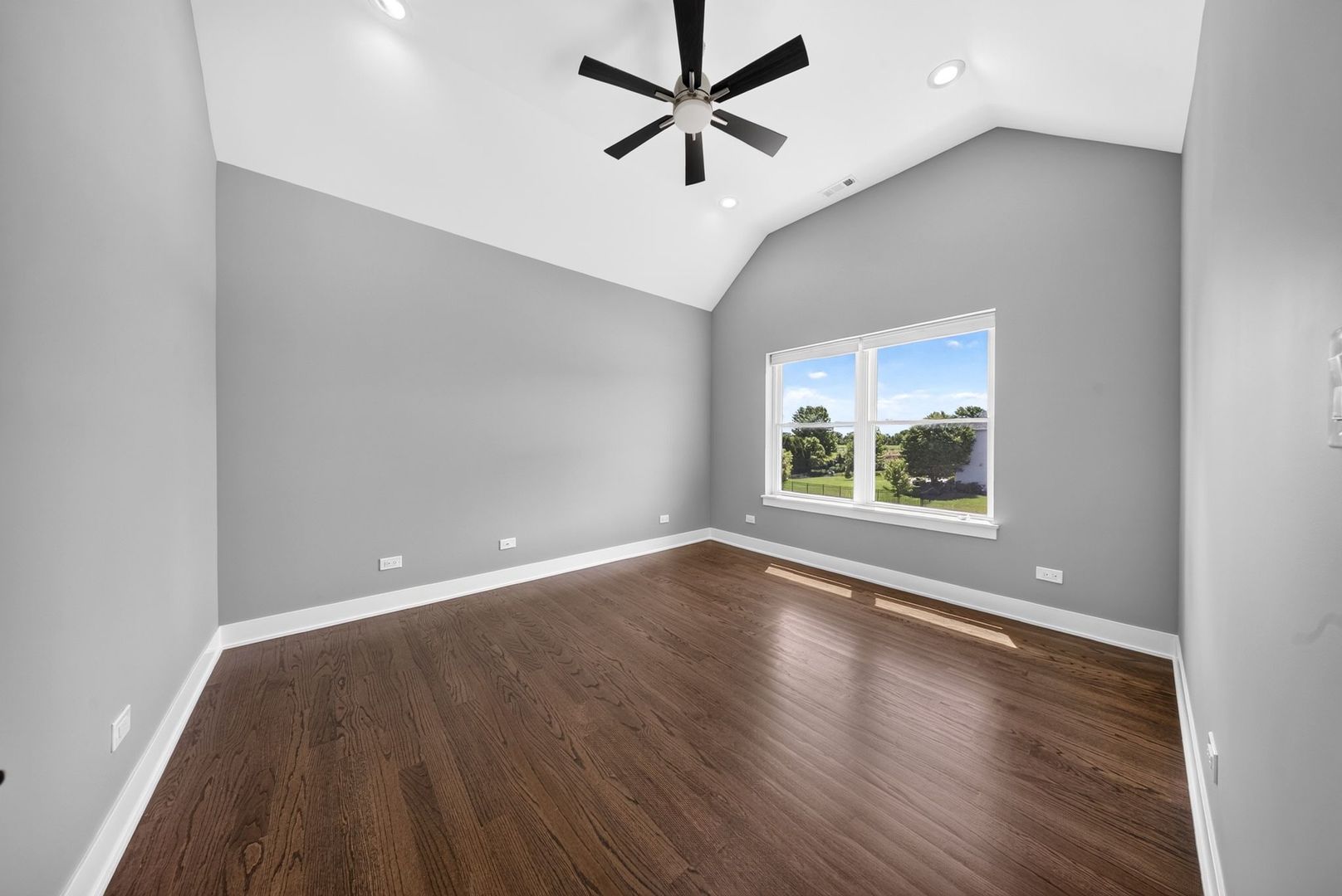 2121 Westover Road Property Photo 47