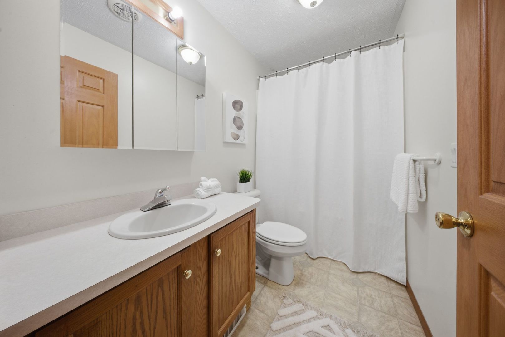 211 Bridge Street Property Photo 17
