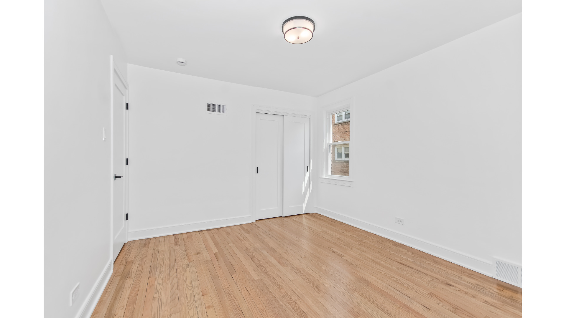 8914 Lamon Avenue 1n Property Photo 8
