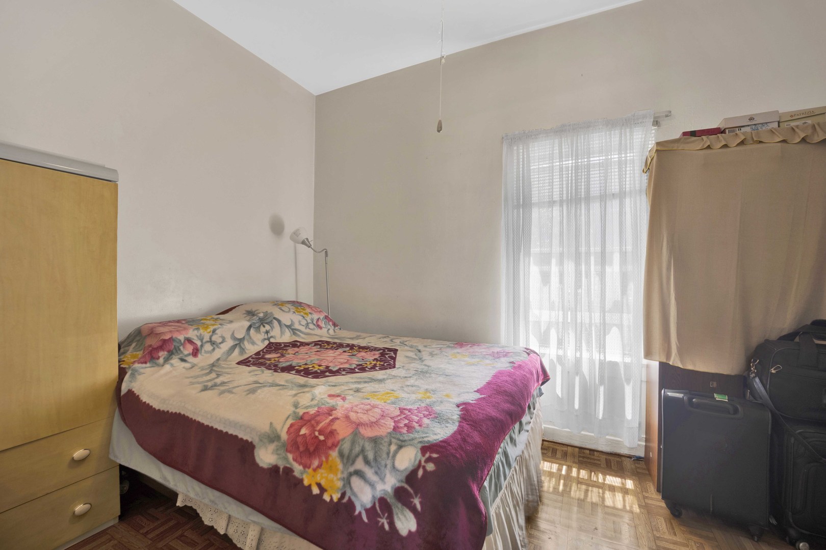 2945 N California Avenue Property Photo 13