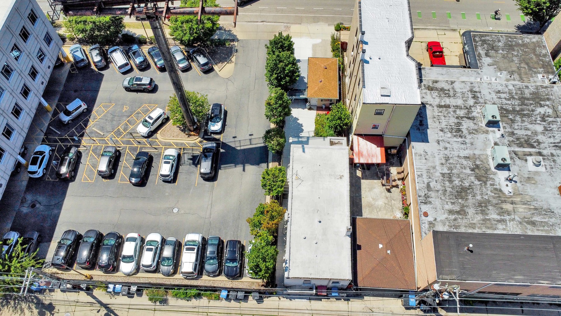 2945 N California Avenue Property Photo 32