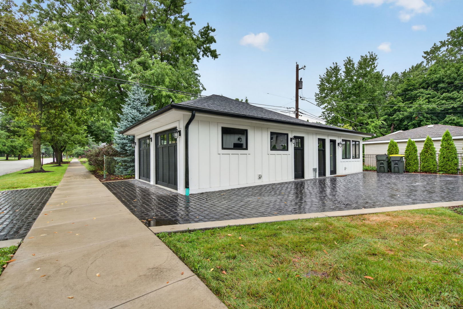 240 S Brainard Avenue 2 Property Photo 3