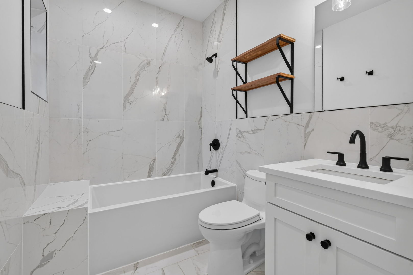 240 S Brainard Avenue 2 Property Photo 11
