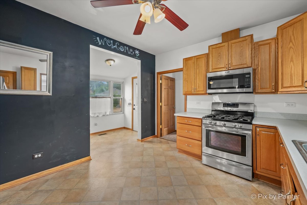 278 S Melrose Avenue Property Photo 4