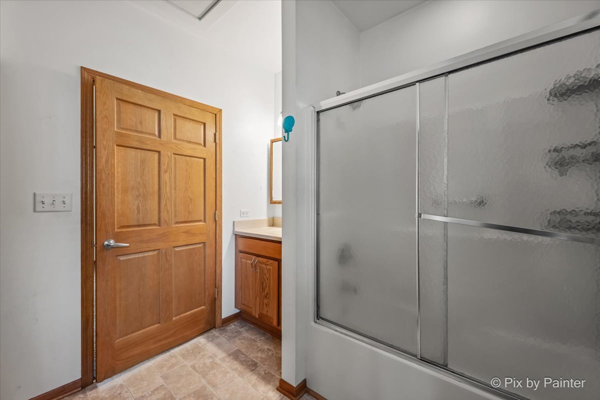 278 S Melrose Avenue Property Photo 17