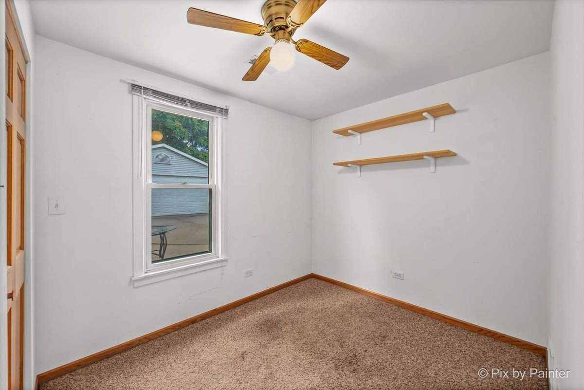 278 S Melrose Avenue Property Photo 19