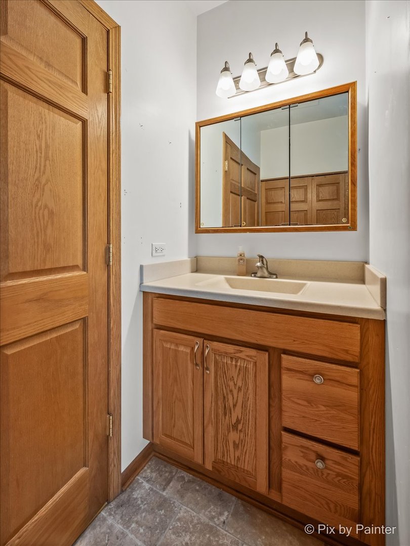 278 S Melrose Avenue Property Photo 20