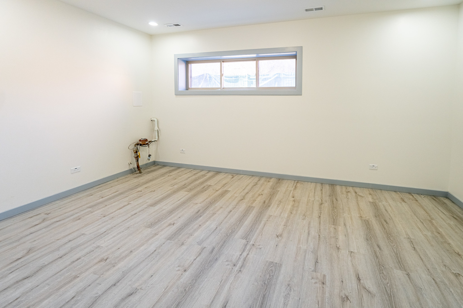 4353 S Halsted Street Property Photo 15