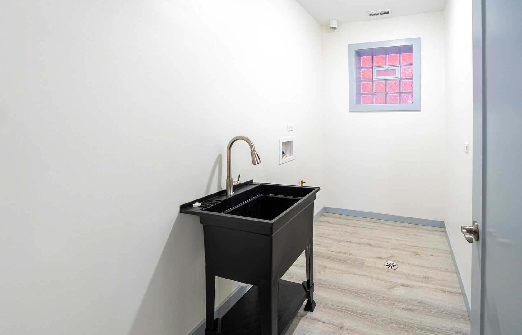 4353 S Halsted Street Property Photo 16