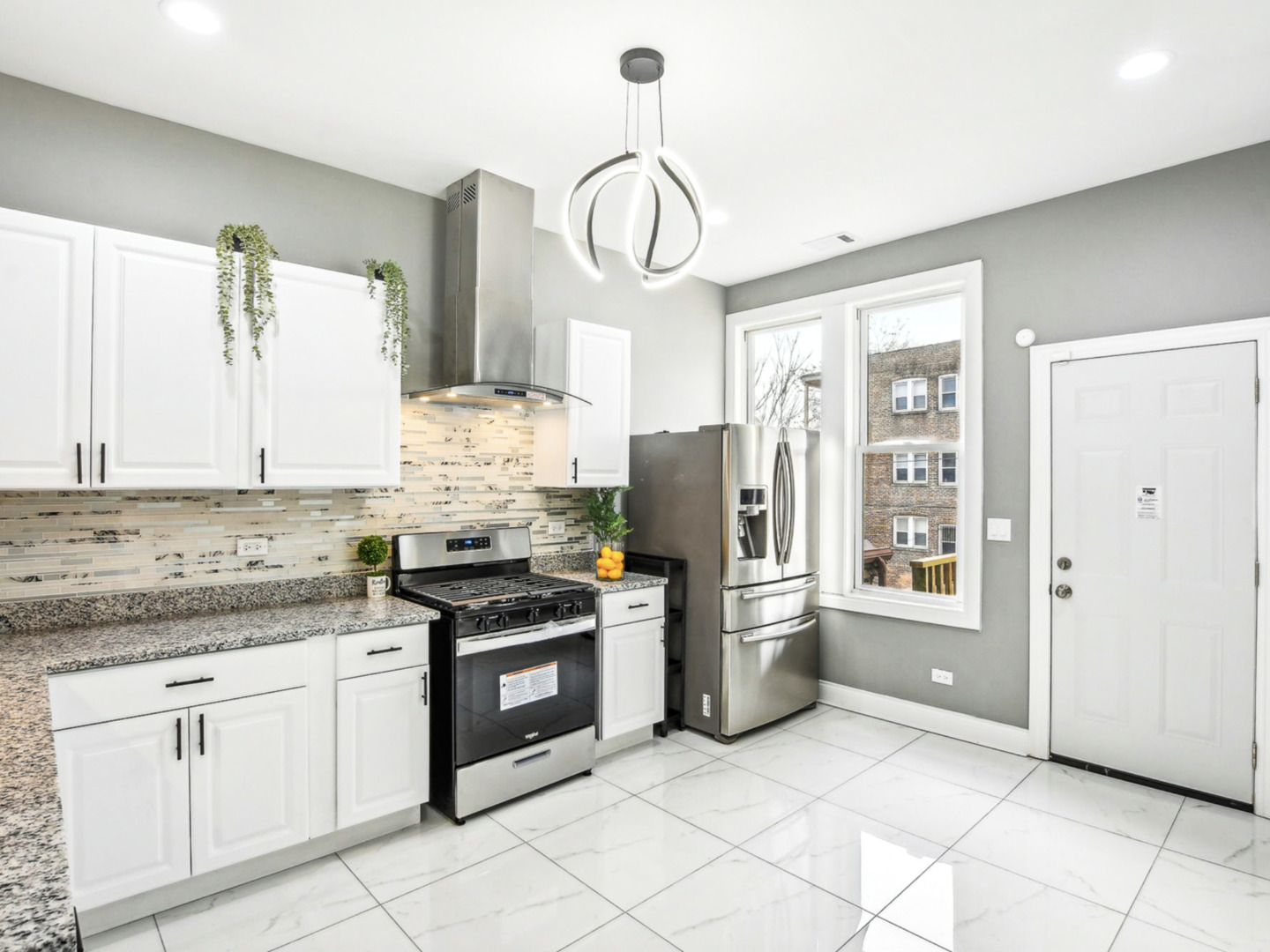 1806 S Trumbull Avenue 3 Property Photo 3