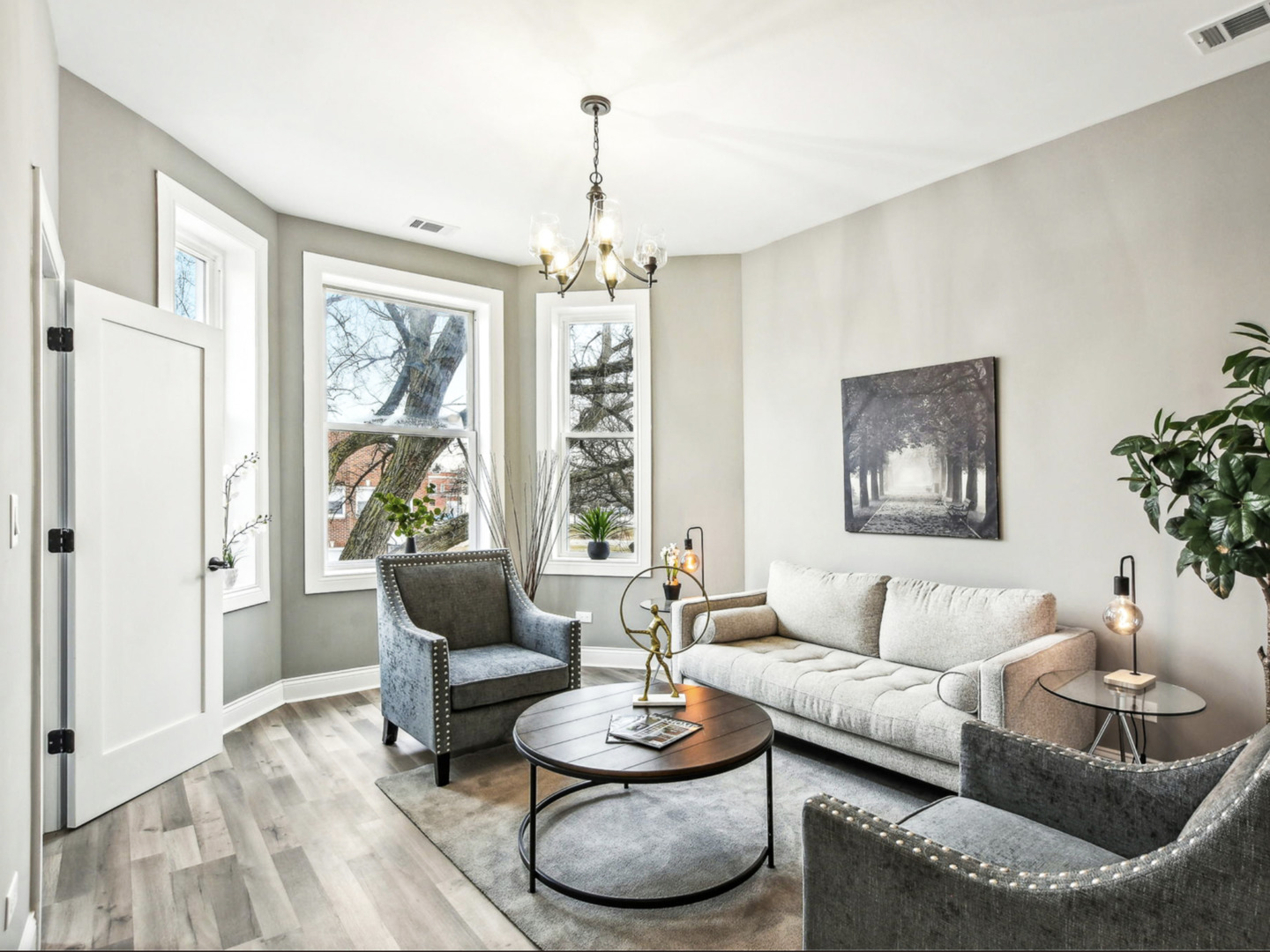 1806 S Trumbull Avenue 3 Property Photo 6