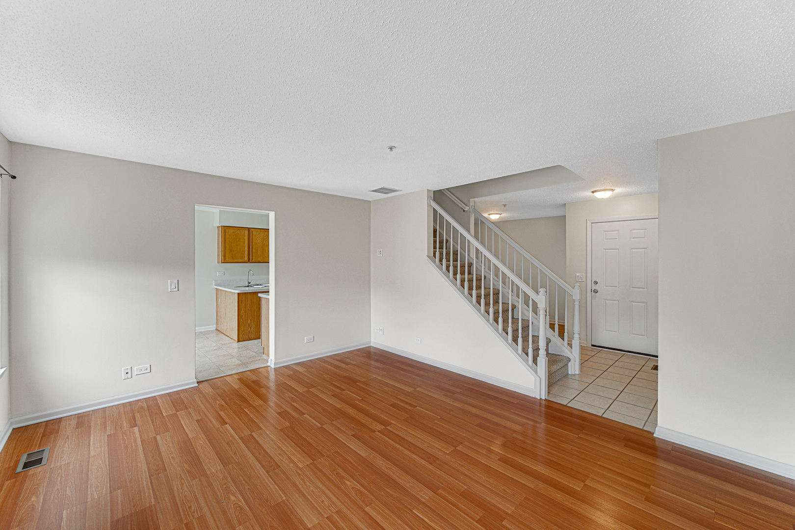 12720518 Property Photo 9
