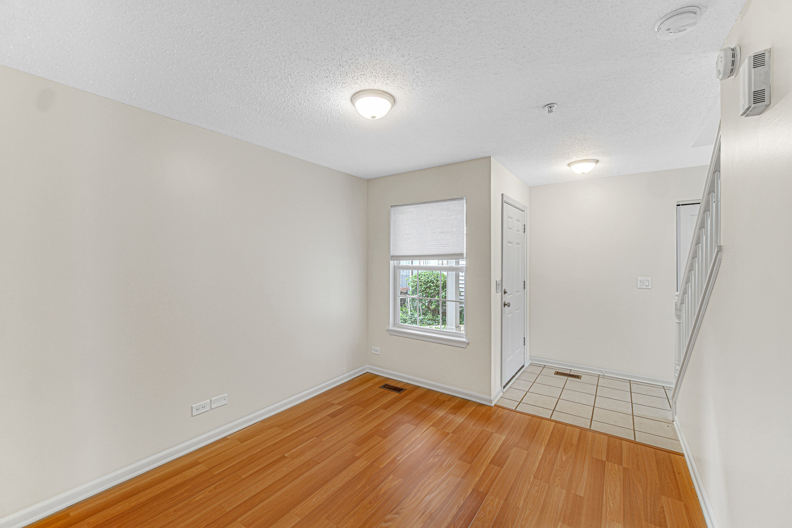 12720518 Property Photo 11