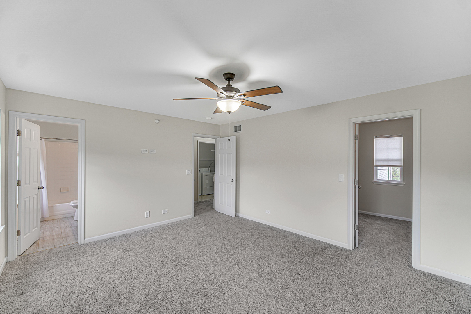 12720518 Property Photo 16