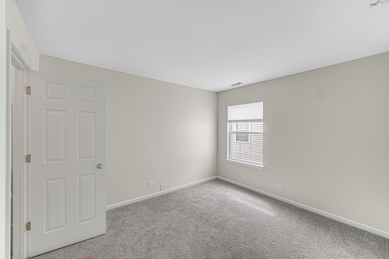 12720518 Property Photo 19