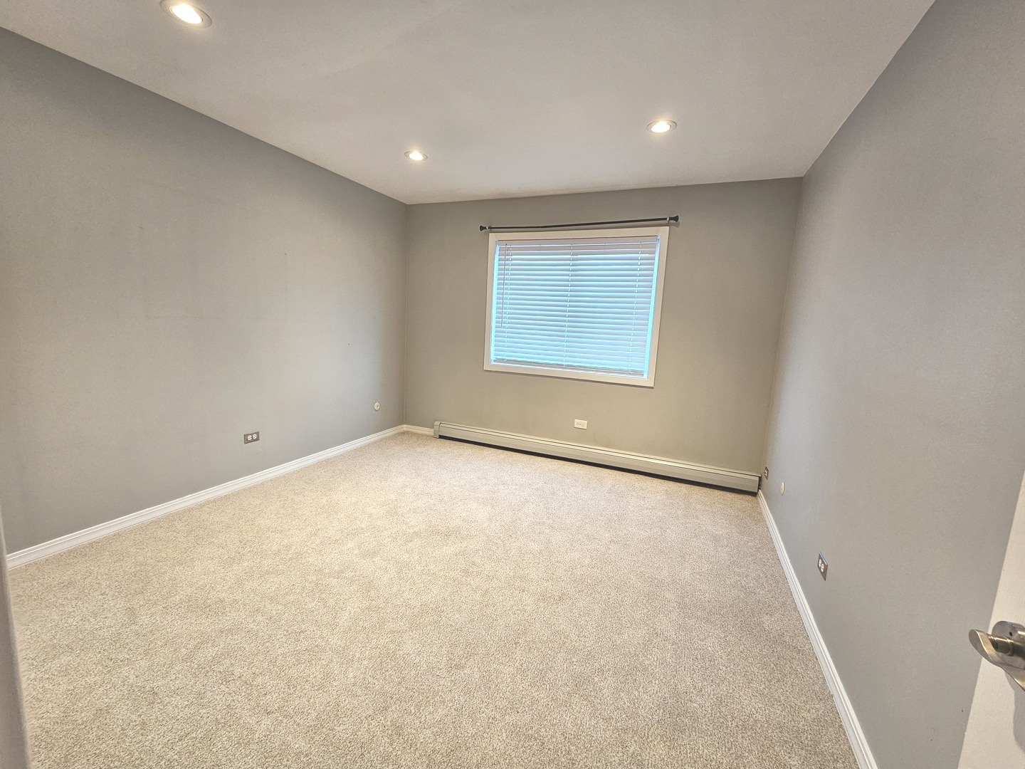 9358 Golf Road 3b Property Photo 15