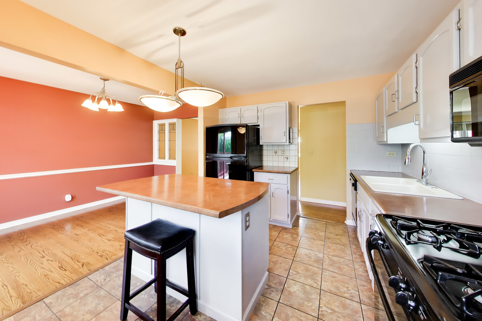 1081 Willson Drive Property Photo 3