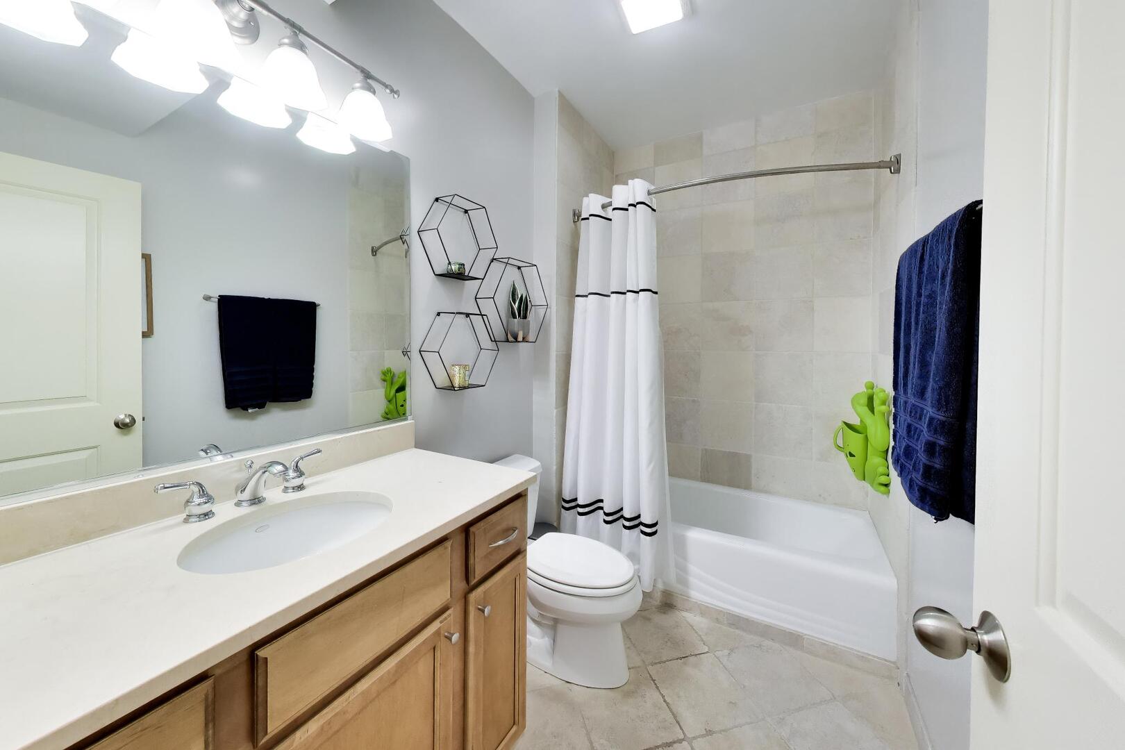 2242 W Belmont Avenue 4e Property Photo 16