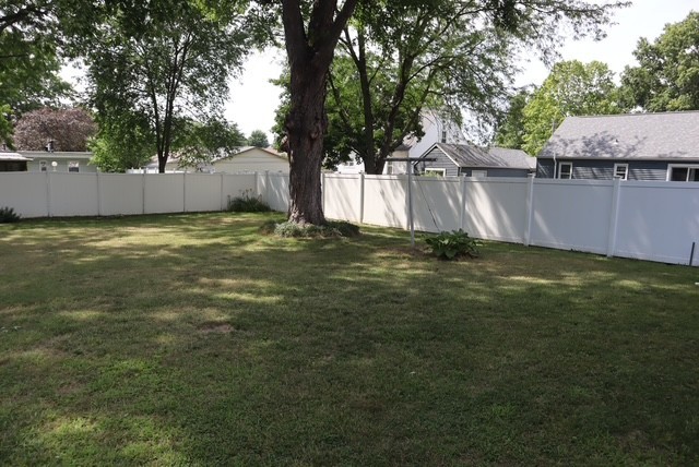 22 S Plum Street Property Photo 11