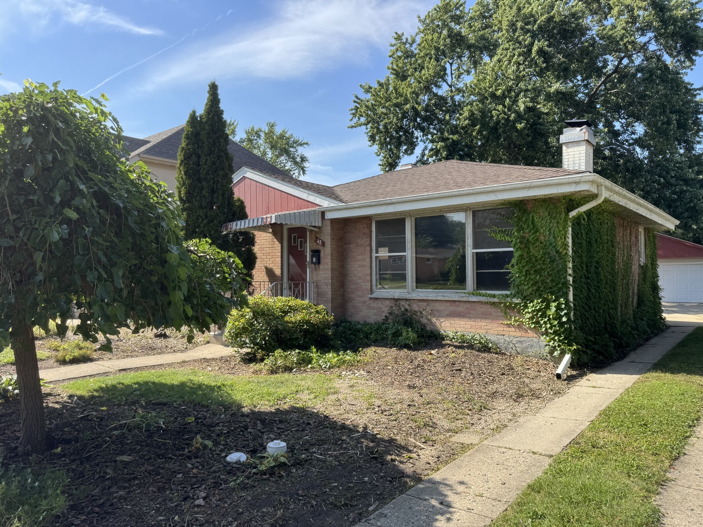 48 Rosemont Avenue Property Photo 1