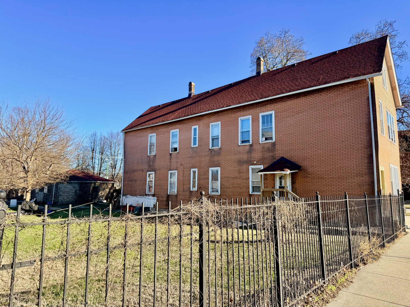 8757 S Marquette Avenue Property Photo 2