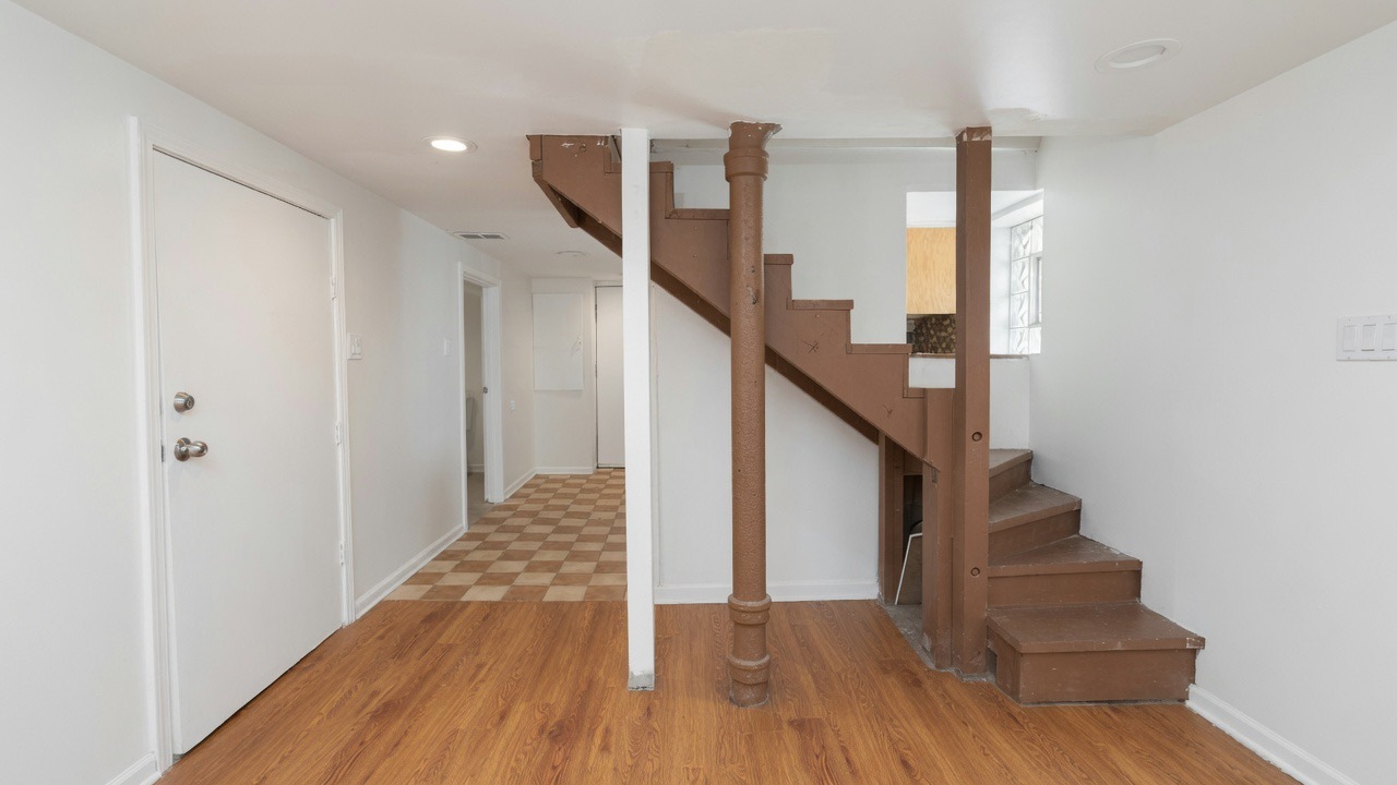12720589 Property Photo 7