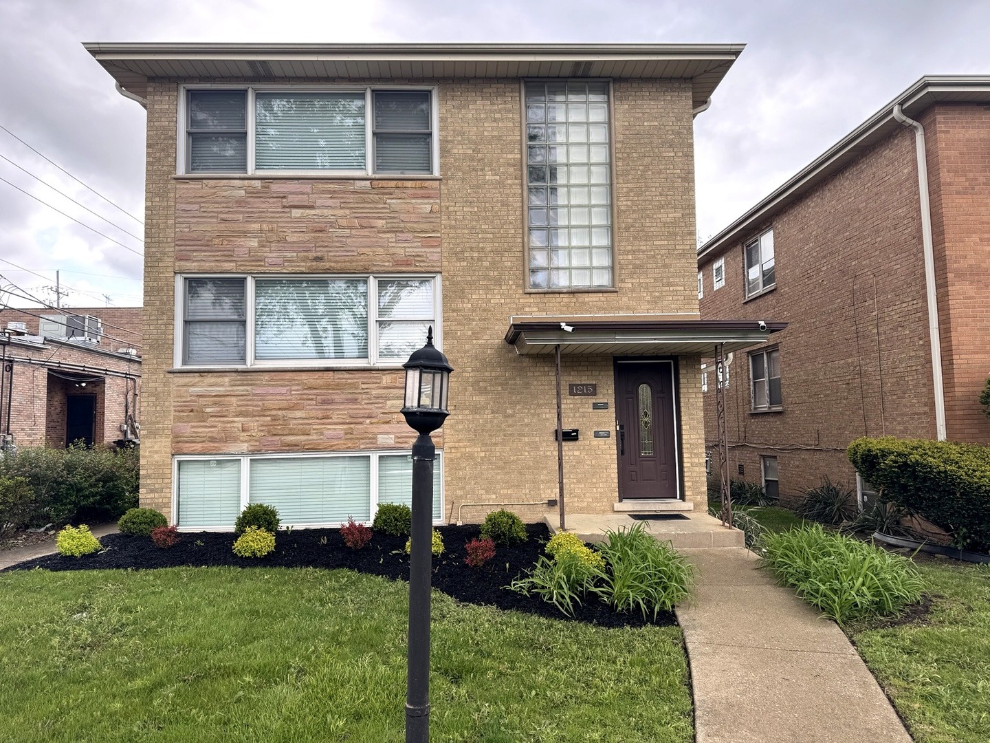 1215 Balmoral Avenue 2 Property Photo 1