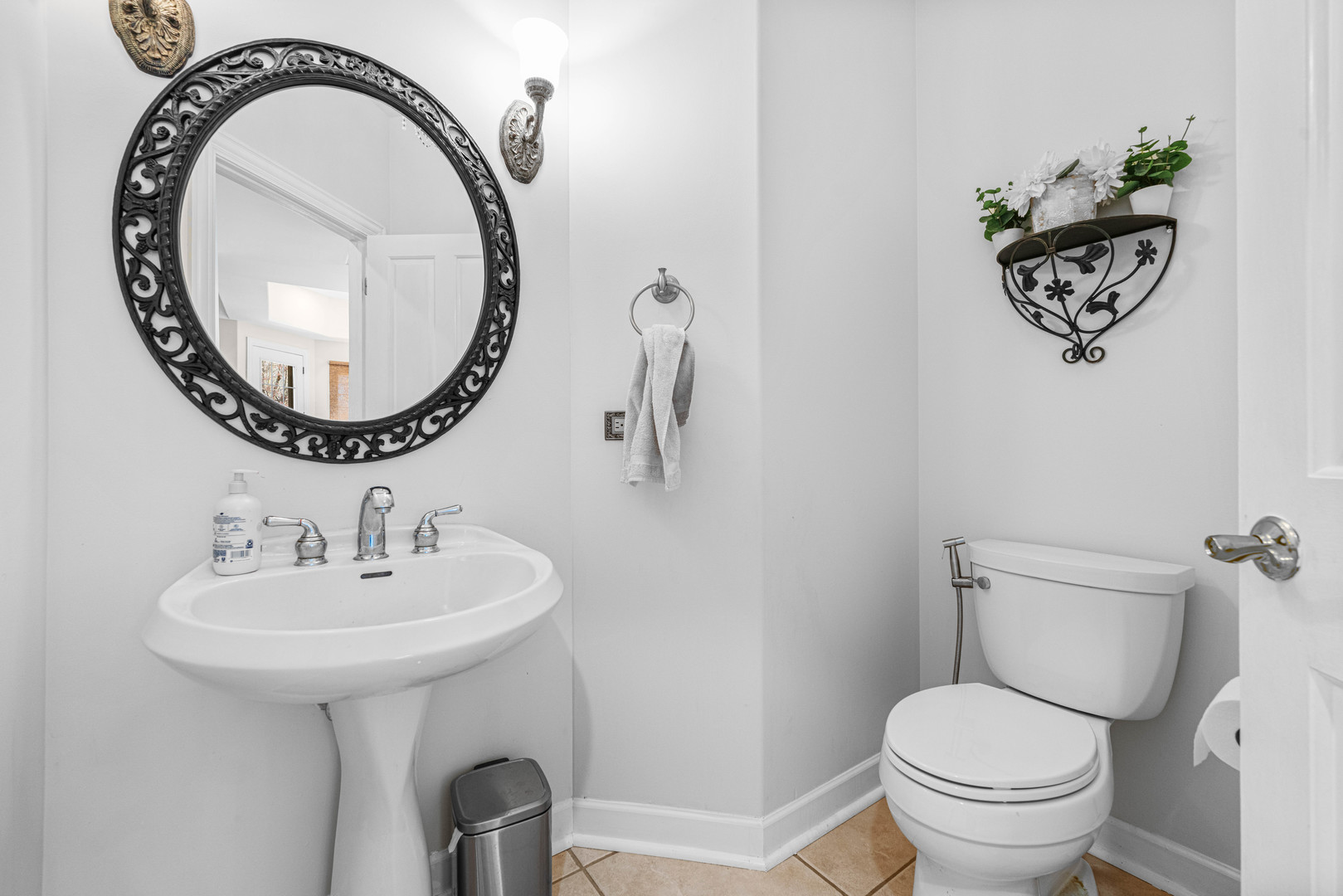 208 Sawgrass Drive Property Photo 15