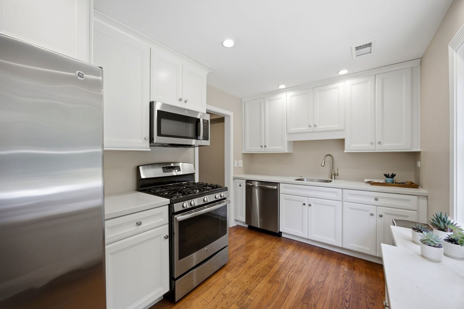 606 5th Street 606 Property Photo 10