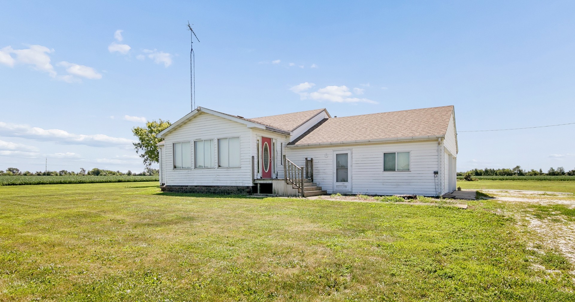 1067 E 3100 North Road Property Photo 1