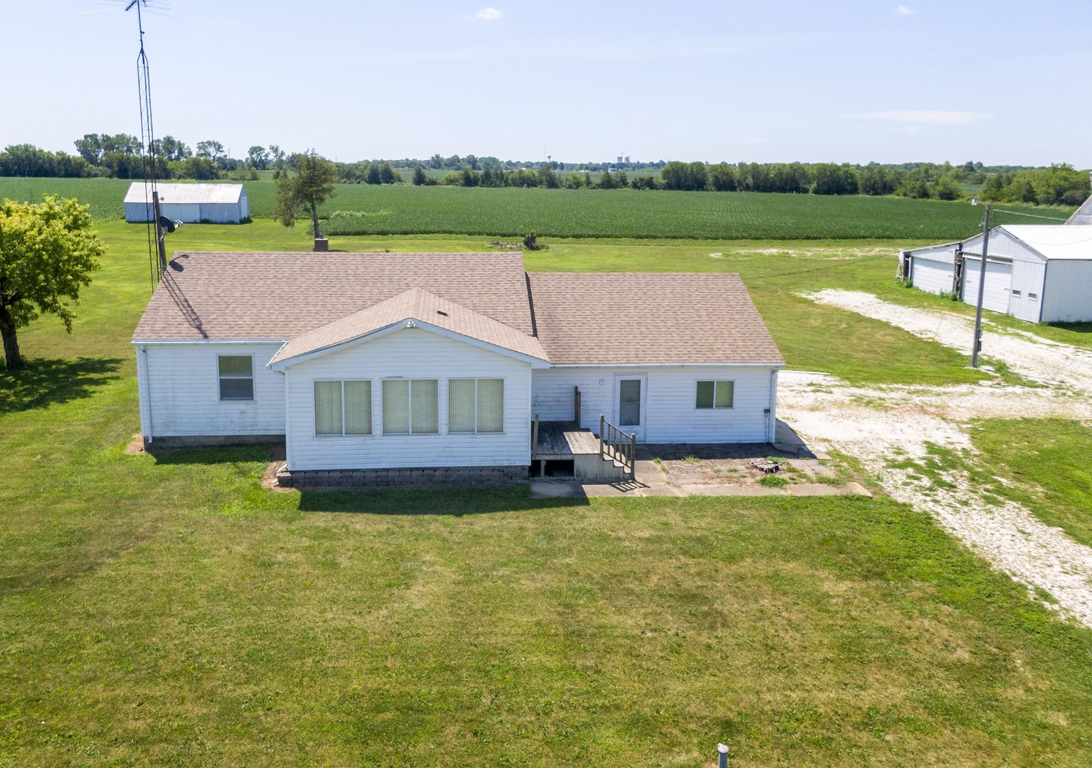 1067 E 3100 North Road Property Photo 2
