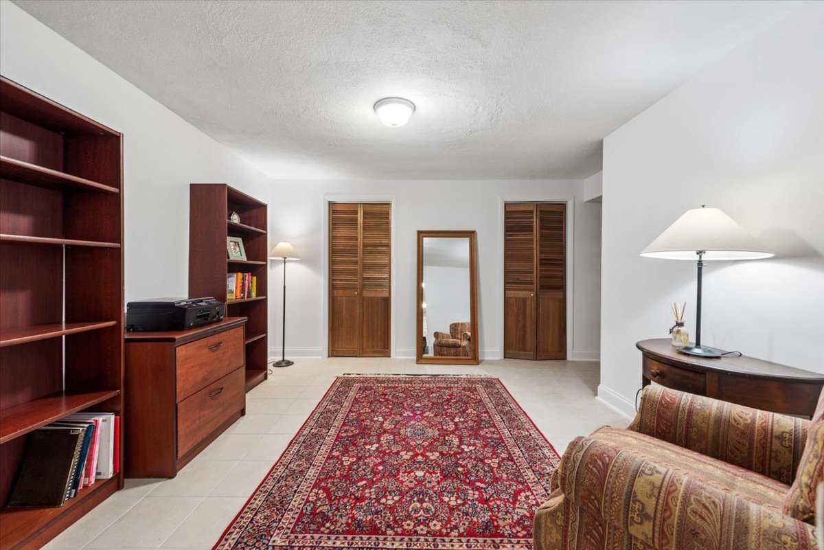 14 Winfield Circle Property Photo 24