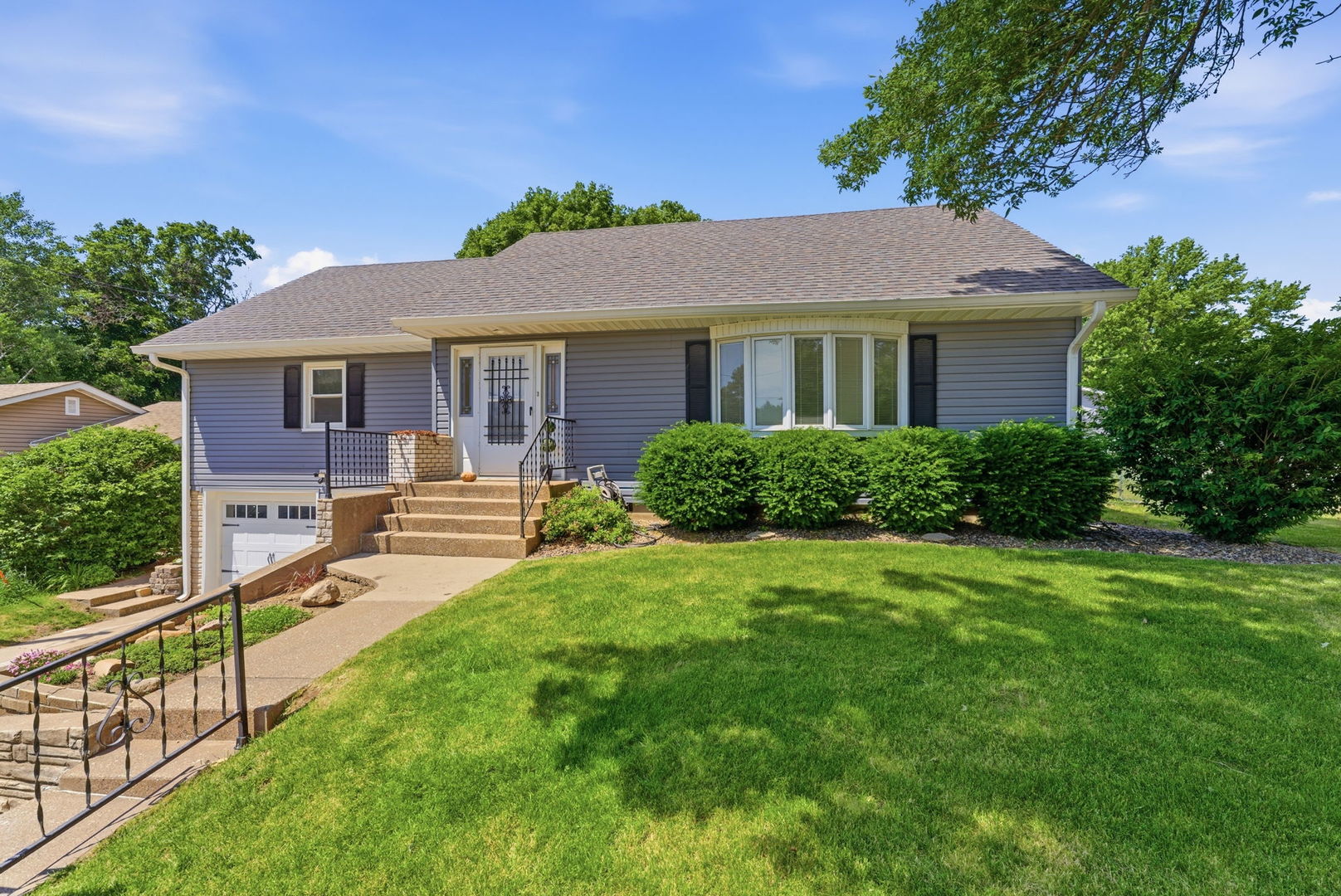 1017 11th Avenue Property Photo 1