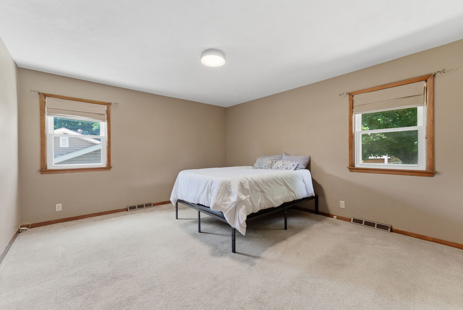 1017 11th Avenue Property Photo 14
