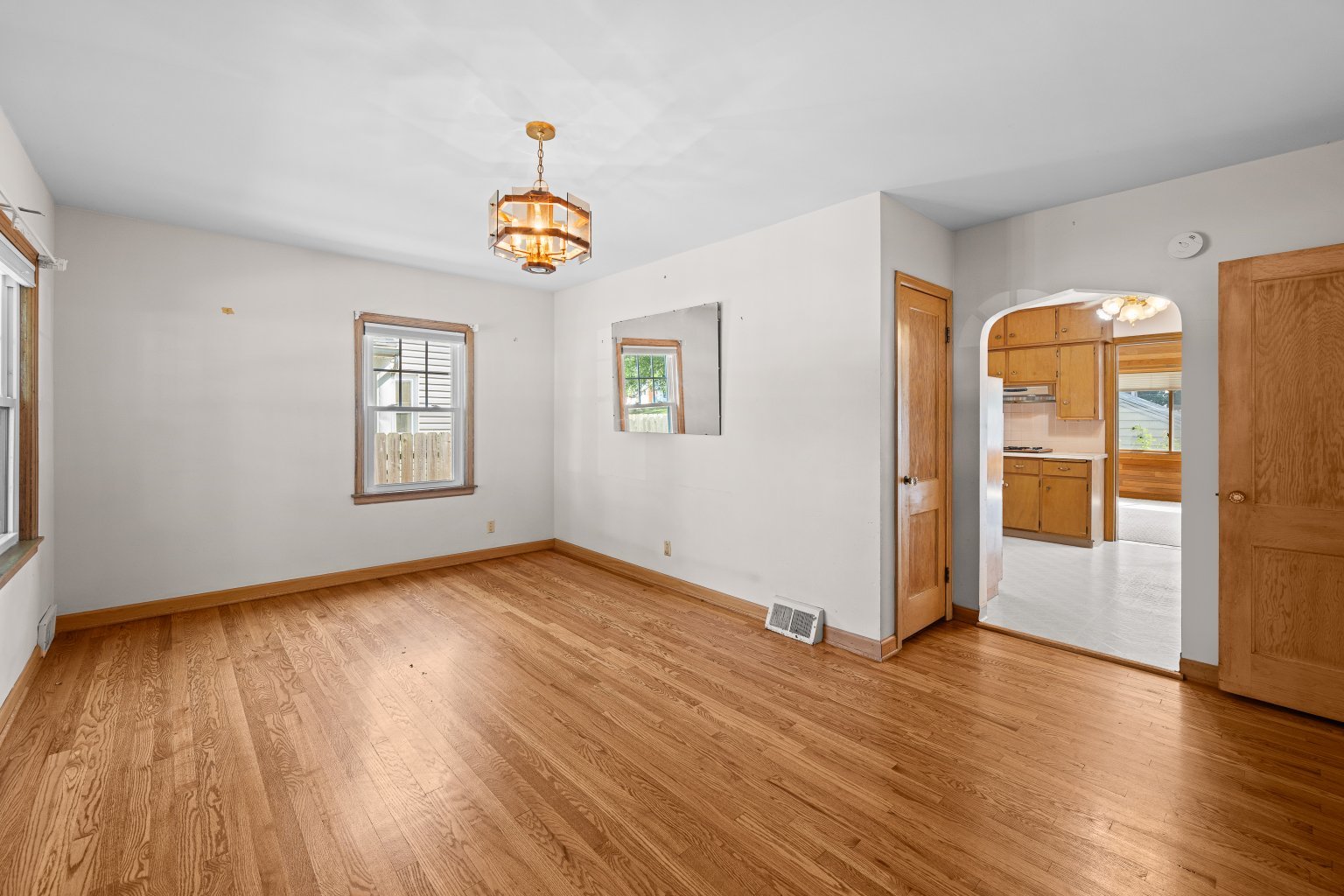 2013 36th Street Property Photo 8