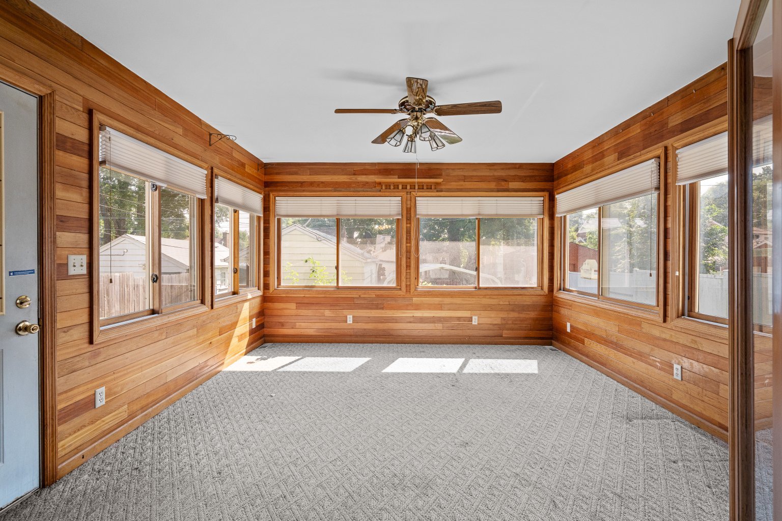 2013 36th Street Property Photo 23