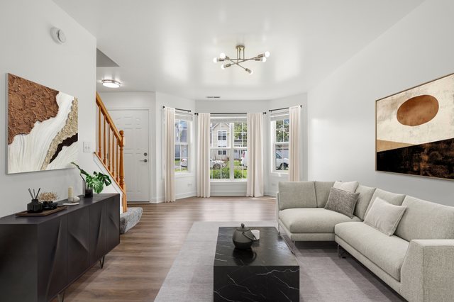 1613 Victoria Park Circle Property Photo 3