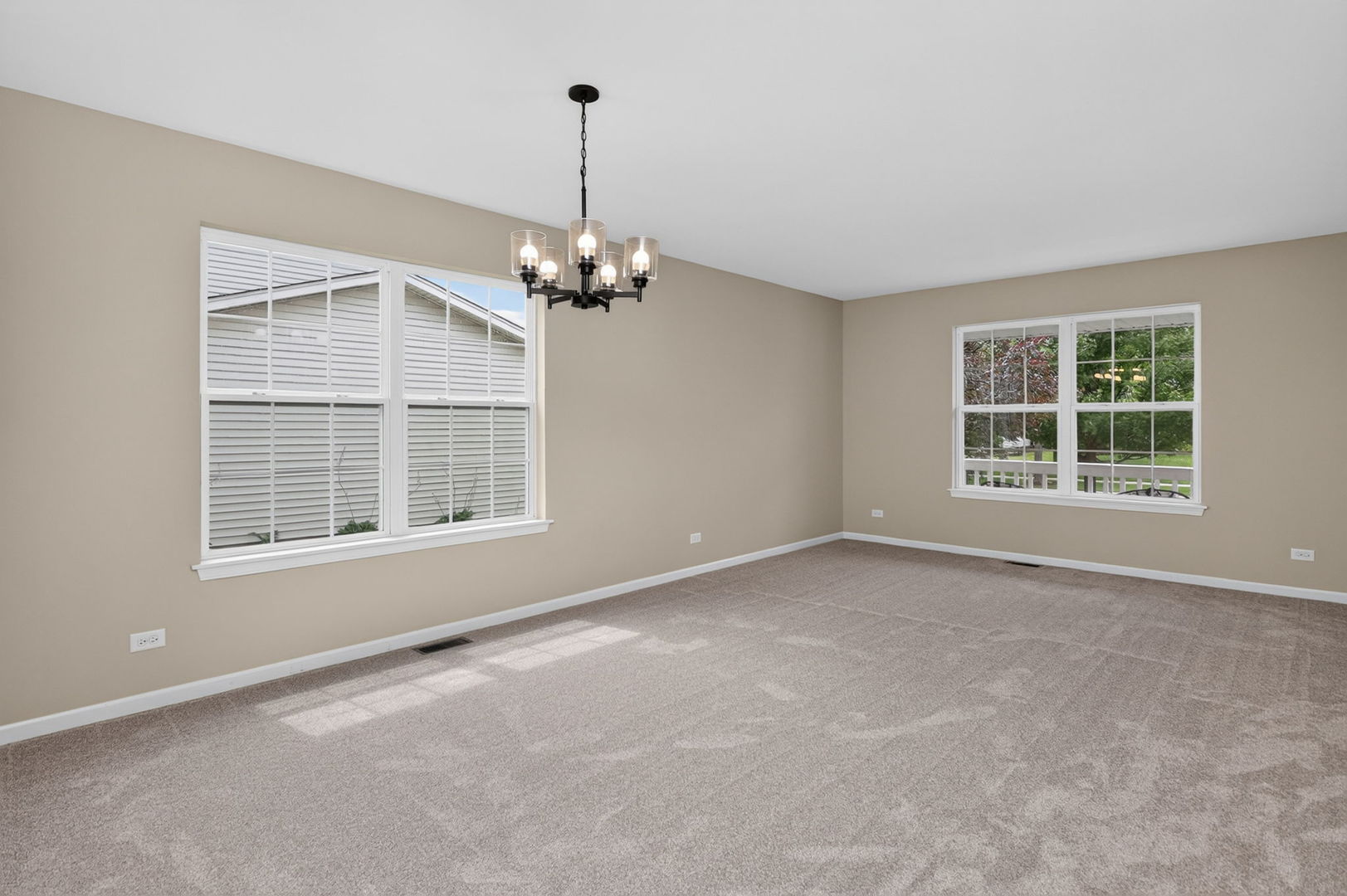 2212 James Leigh Drive Property Photo 6