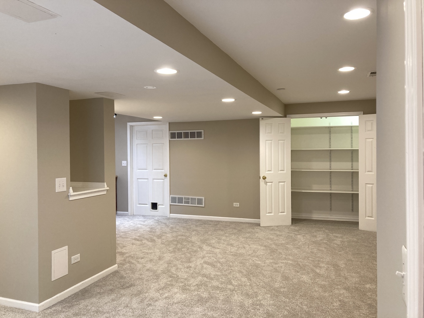 2212 James Leigh Drive Property Photo 26