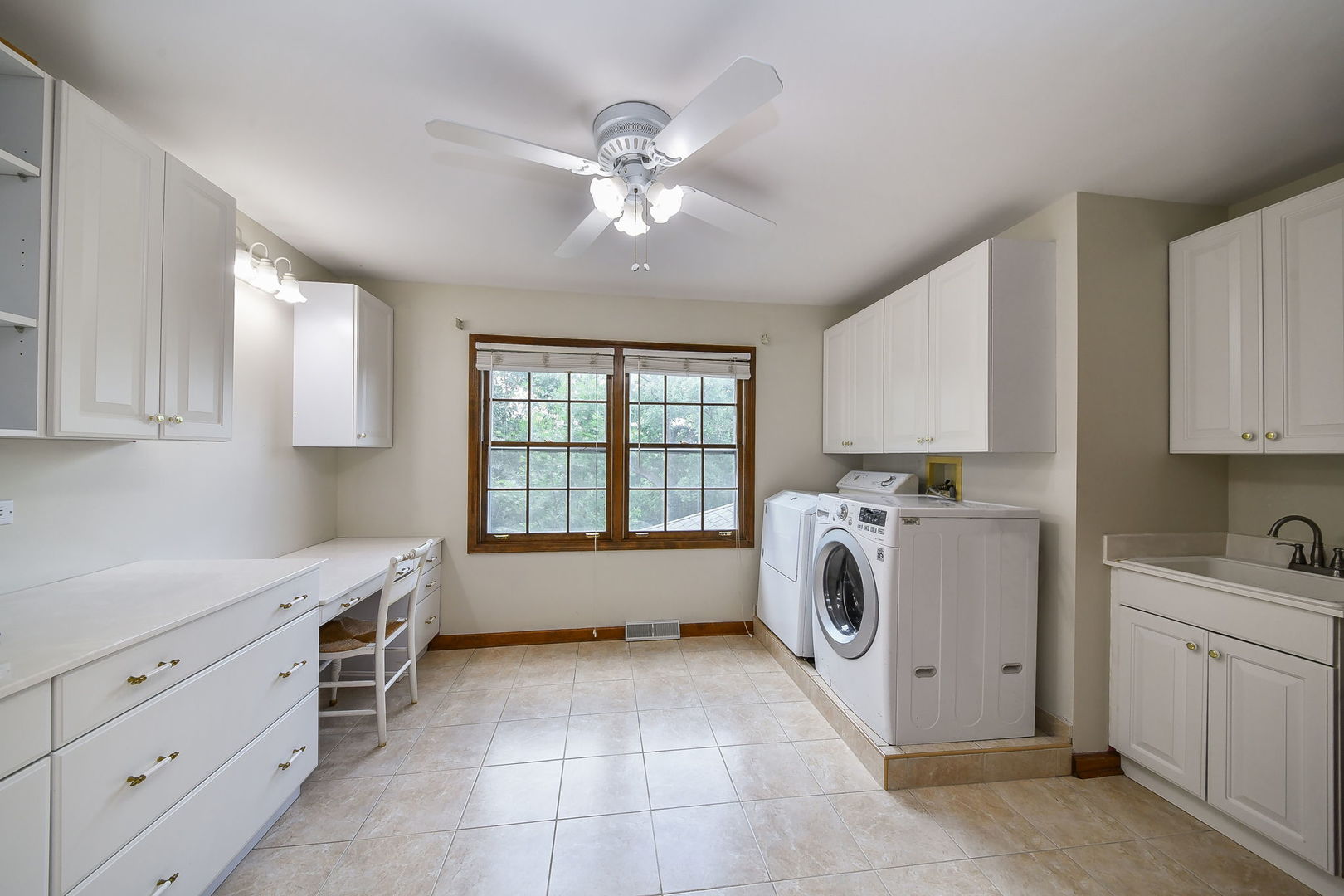 2230 Barger Court Property Photo 33