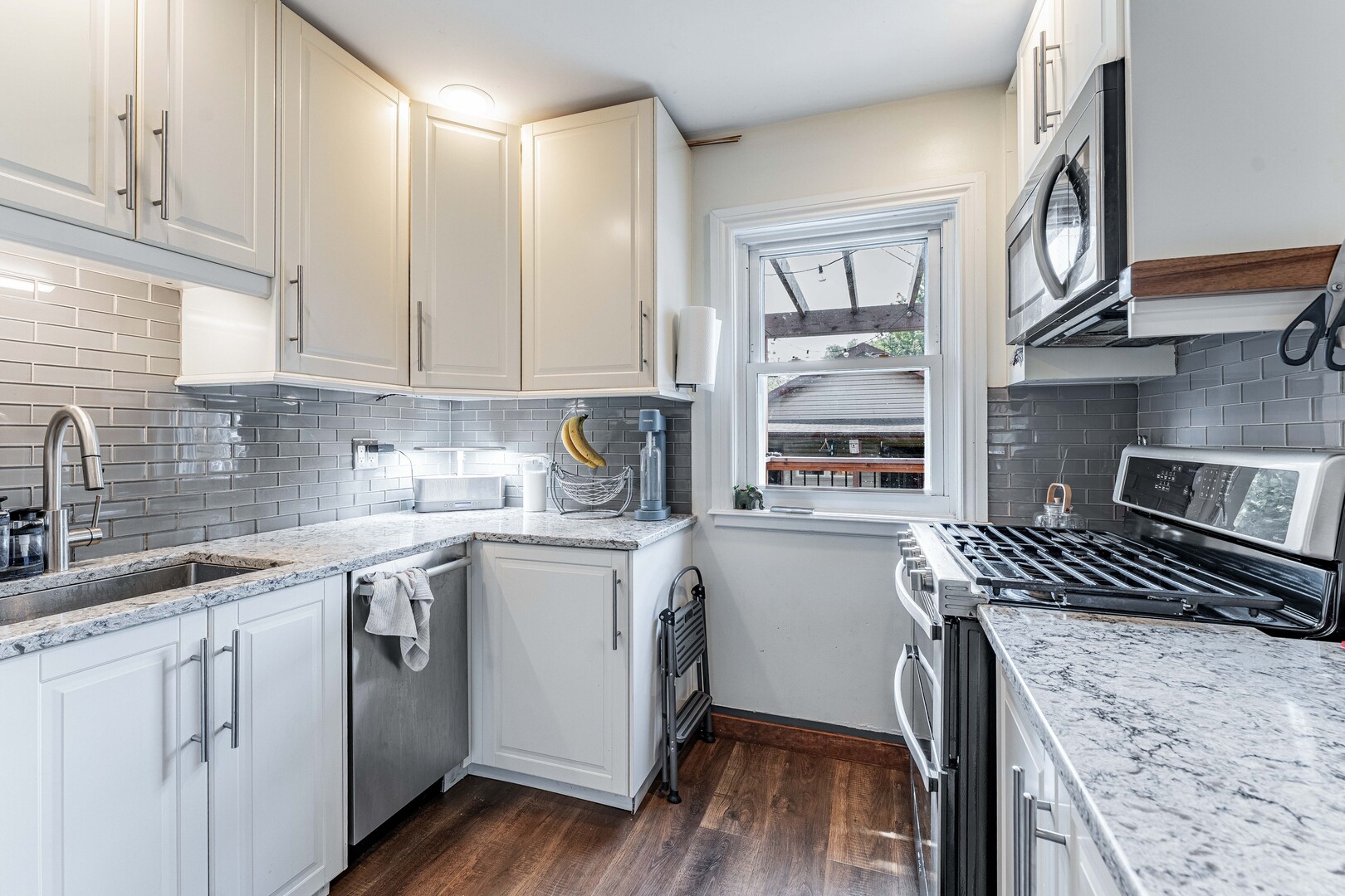 5215 W 63rd Place Property Photo 10