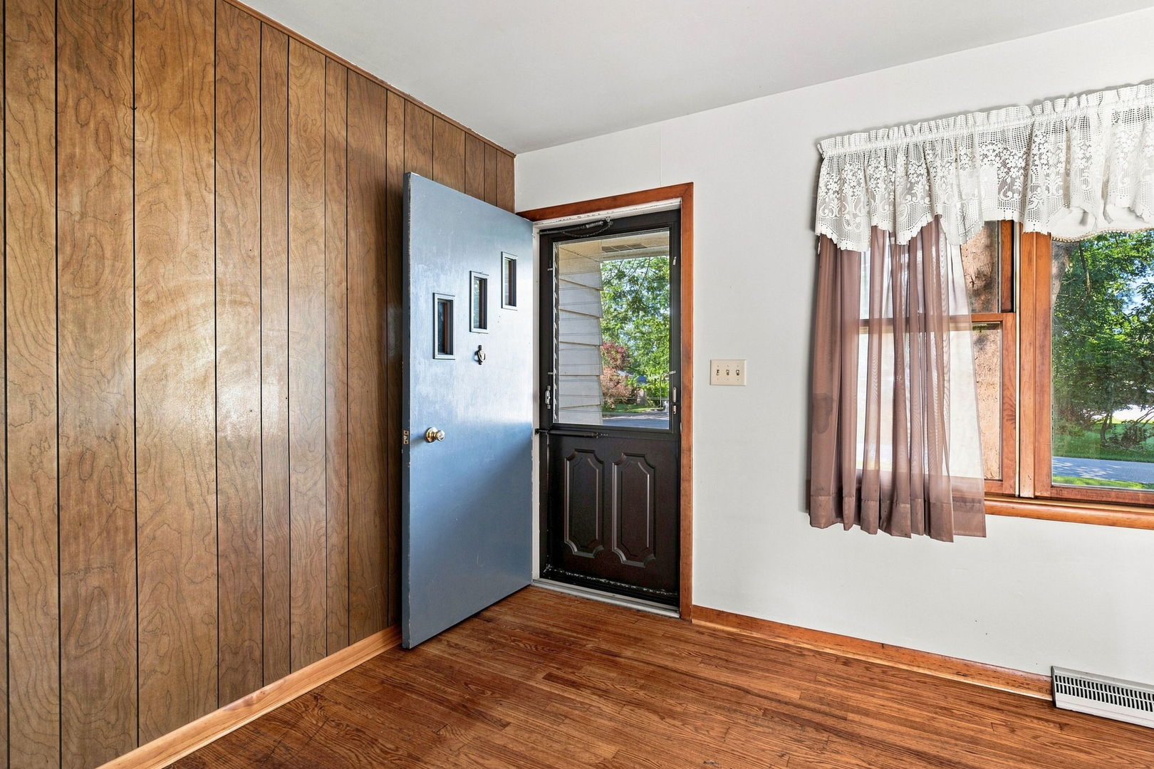 22331 S Donna Avenue Property Photo 5