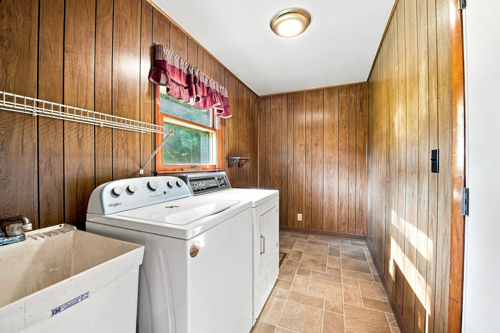 22331 S Donna Avenue Property Photo 13